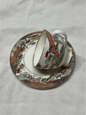 “Spilt Tea” Style vintage teacup and saucer